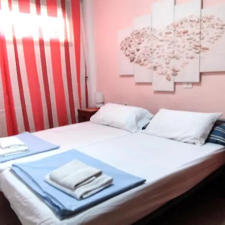 2 Bedroom Cristianos * لوس كريستيانوس