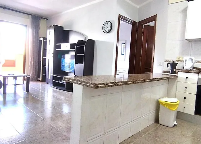 2 Bedroom Cristianos Los Cristianos (Tenerife)